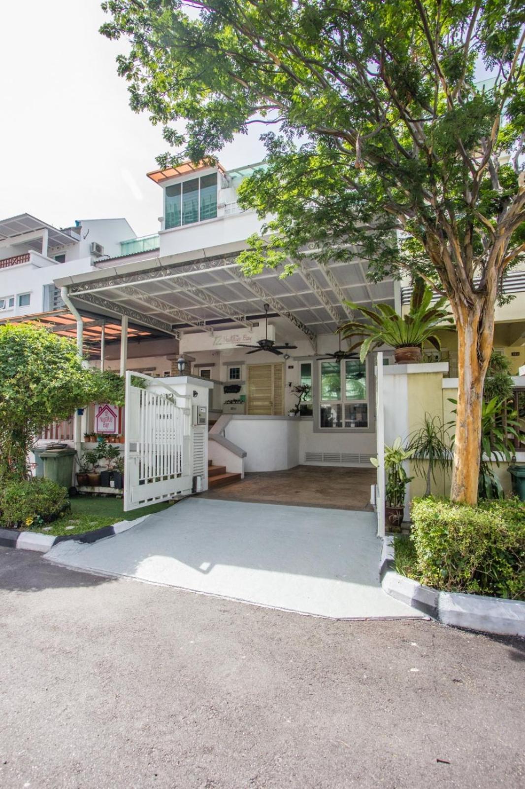 Nautilus Bay Home Inn George Town Buitenkant foto