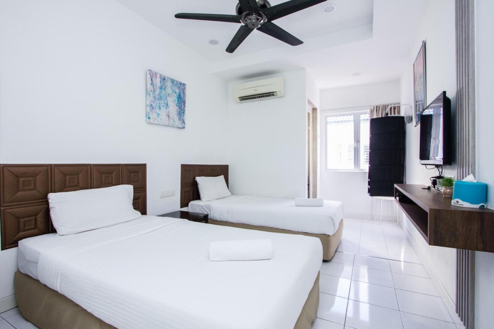 Nautilus Bay Home Inn George Town Buitenkant foto